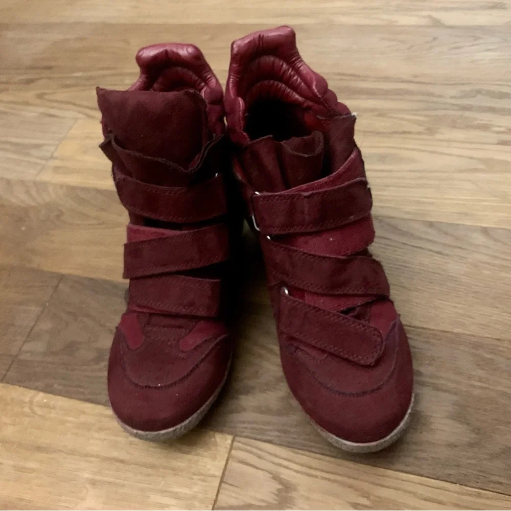 Maroon Booties - Picture 4 of 5